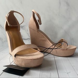 Brand new Forever 21 nude high heels size 8.5
